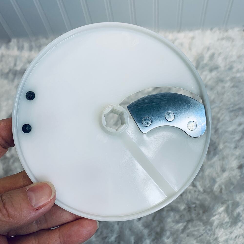 OEM Cuisinart Little Pro Plus Food Processor Replacement Part Slice Disc DLC-522